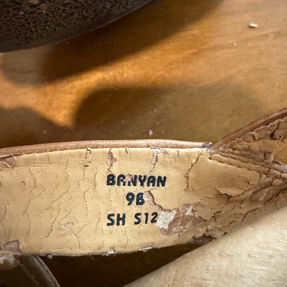 EARTH Leather Cutout Slingback Boho Sandals Wooden Heel size 9 - Picture 5 of 10